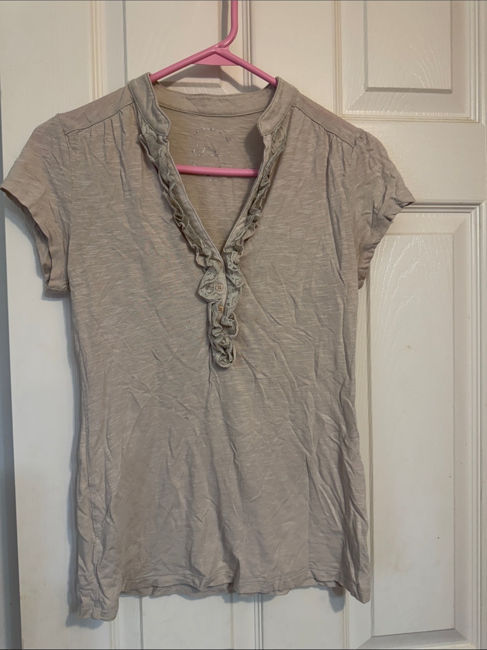 Ruffled V-Neck Short Sleeve Top - Neutral Taupe